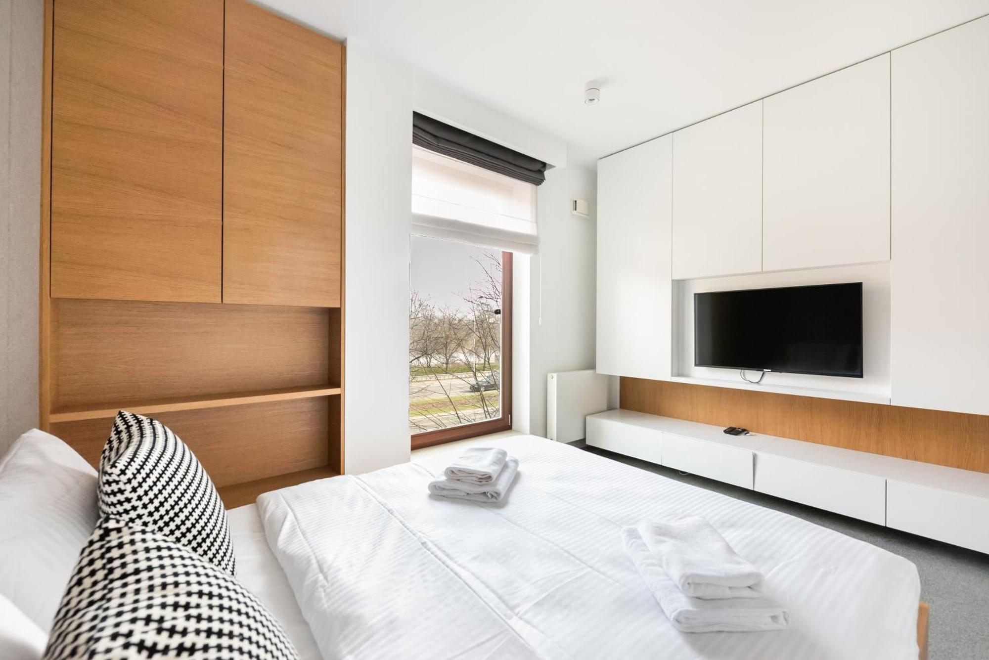 Solec Cristal Home Apartment Warsaw Exterior photo
